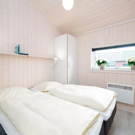 Strandhaus Mit Sauna Und Whirlpool *